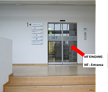 Bild vom Eingang des IAT Bild vom Eingang des IAT