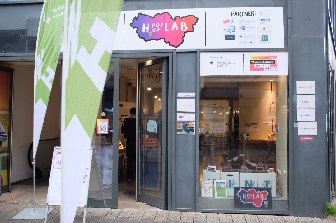 Forschung Aktuell 01/26 © IAT Slide mit Forschung Aktuell 01/26 © IAT